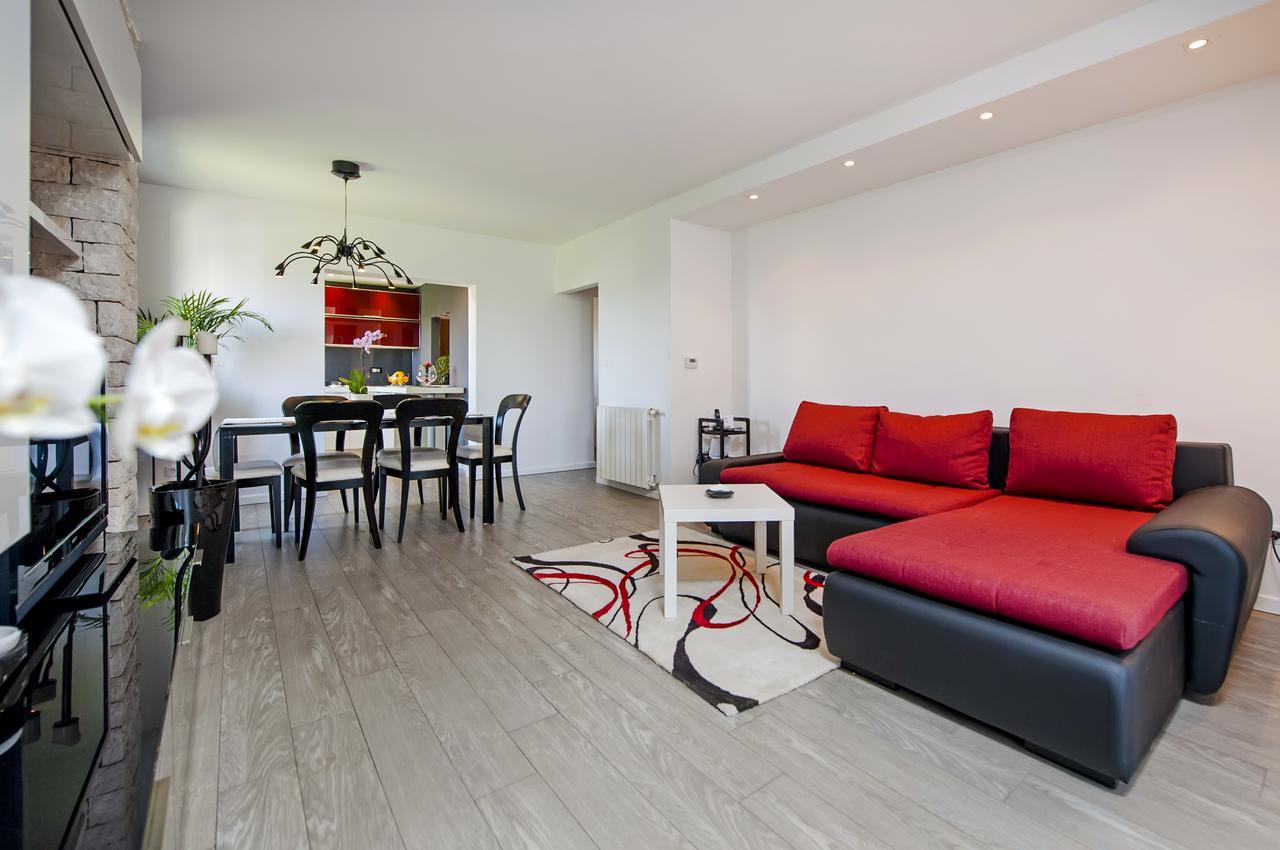 Cerin Apartment Rovigno Esterno foto