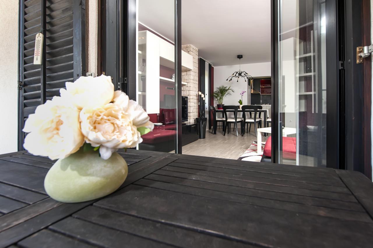 Cerin Apartment Rovigno Esterno foto