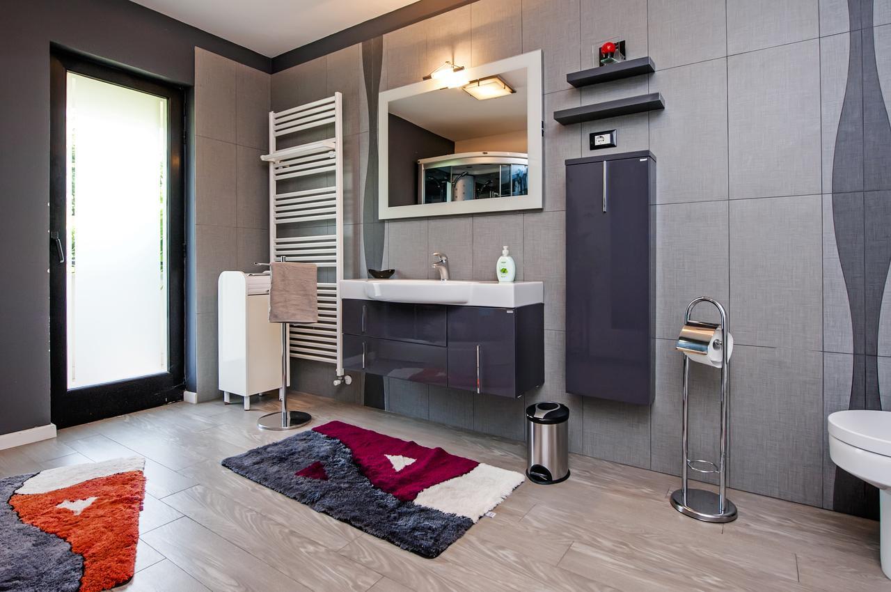 Cerin Apartment Rovigno Esterno foto