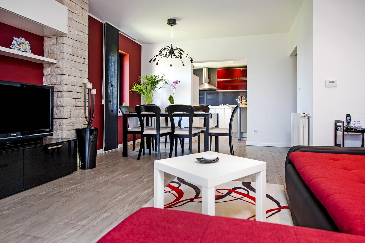 Cerin Apartment Rovigno Esterno foto