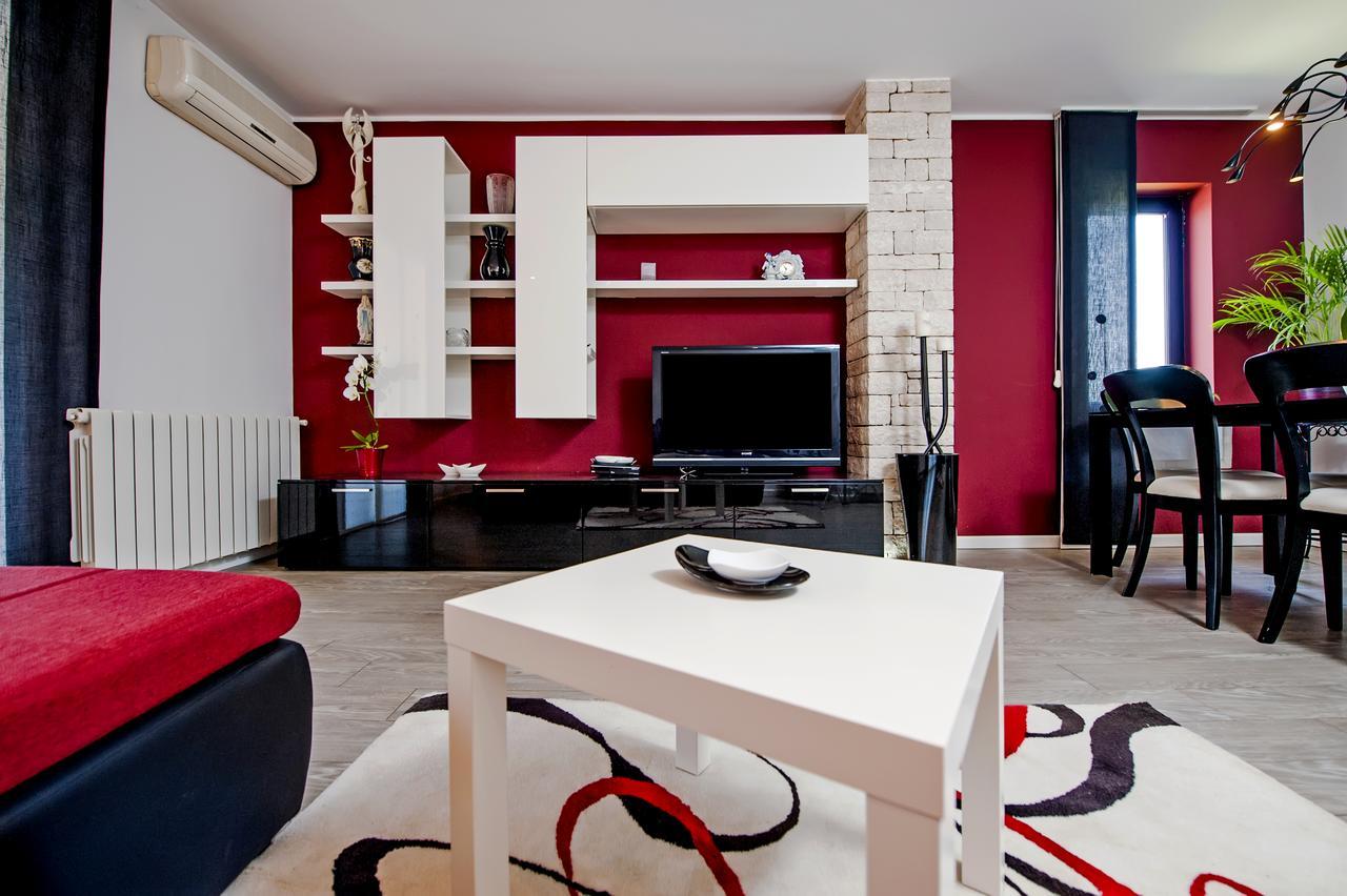 Cerin Apartment Rovigno Esterno foto